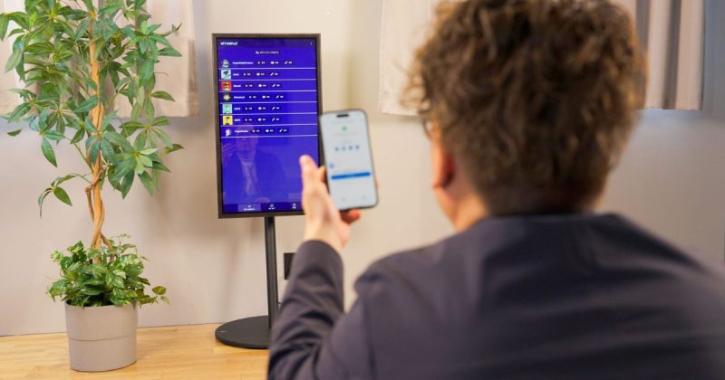 NFT専用ディスプレイ T2WEB ネクストエッジ CryptoLoungeGOX