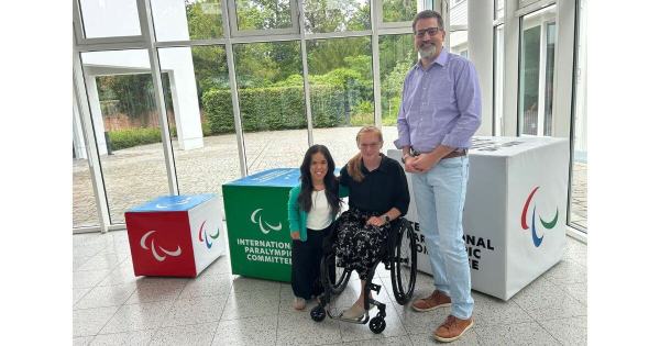 香取慎吾NFTアートチャリティプロジェクト