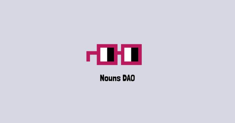Nouns DAO